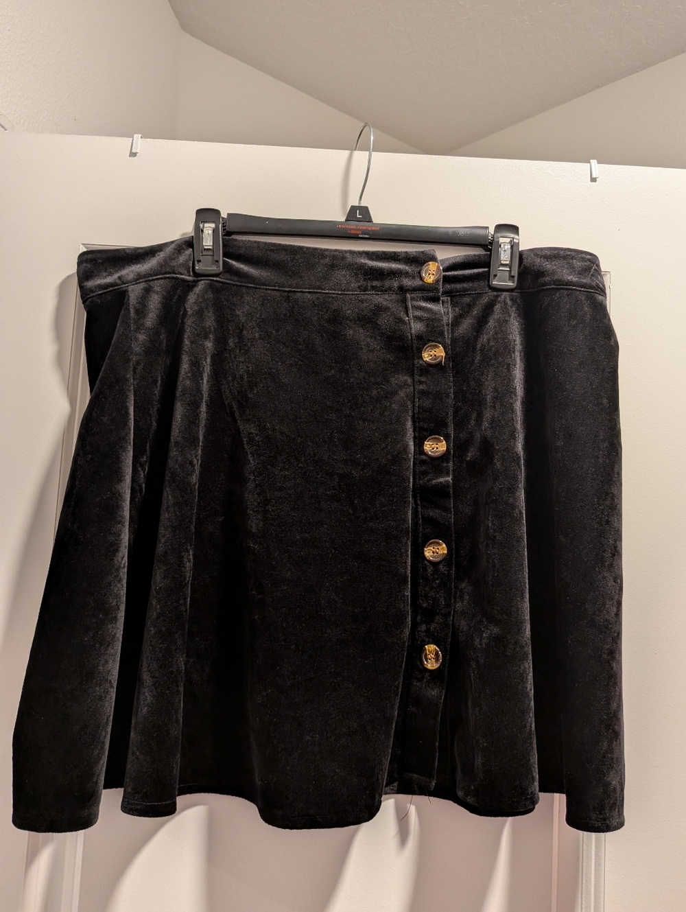 Women's Black Velvet Button-Front Skirt Size XL